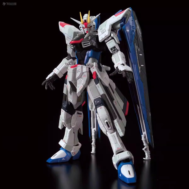 Bandai Original RG BASE LIMITE - Bandai Model Gundam Rg recensione e prezzo